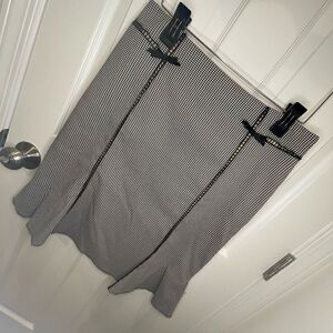 Chapter One Sportswear black white checkered skirt ribbon size 8